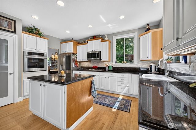 8108 N 9th, Tacoma, WA 98406