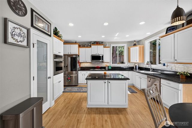 8108 N 9th, Tacoma, WA 98406