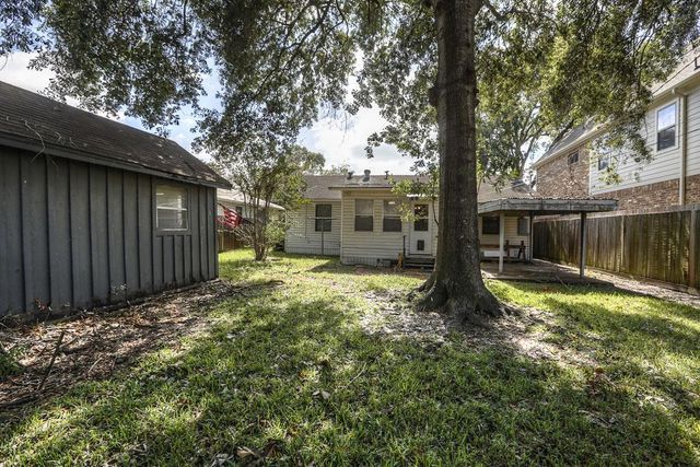 1630 Du Barry Lane, Houston, TX 77018