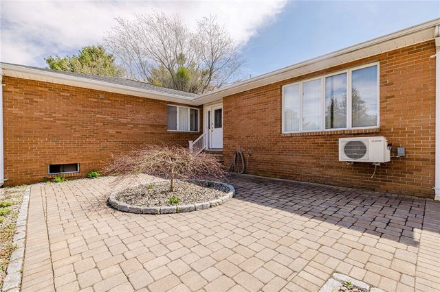 34 Cherry Hill Road, Johnston, RI 02919