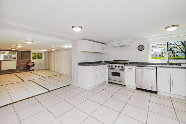 34 Cherry Hill Road, Johnston, RI 02919