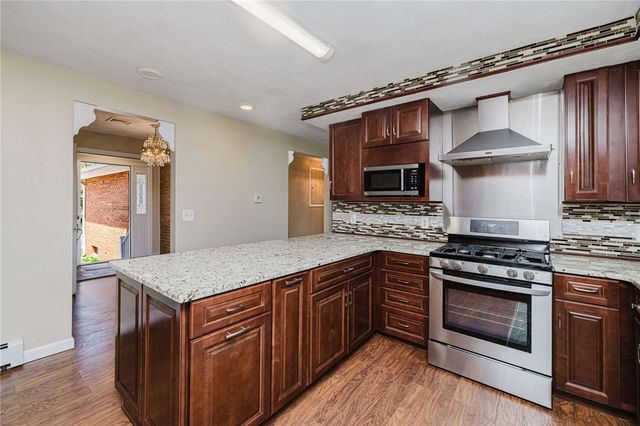 34 Cherry Hill Road, Johnston, RI 02919