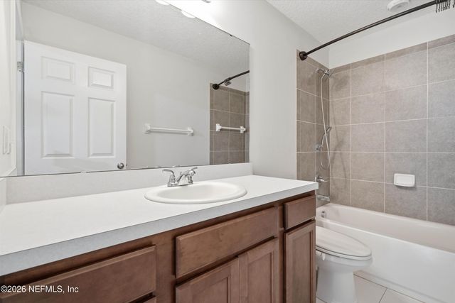 9847 SAILOR Drive, Jacksonville, FL 32221