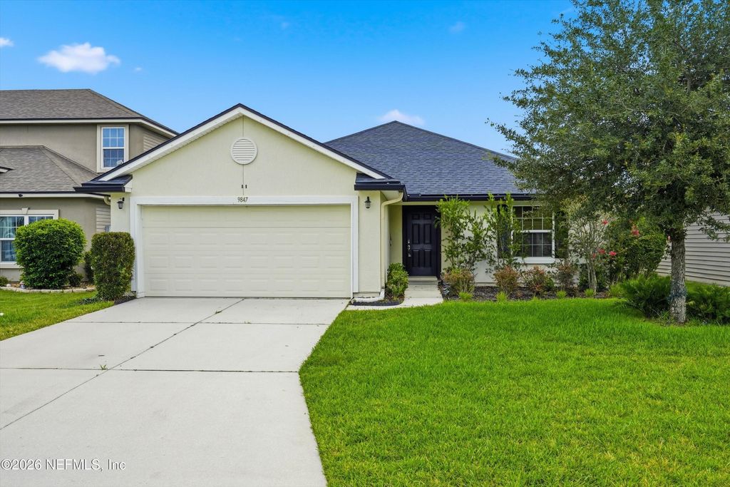 9847 SAILOR Drive, Jacksonville, FL 32221