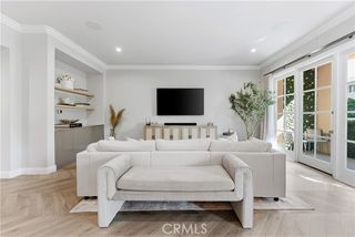 11500 San Vicente Boulevard 202, Los Angeles, CA 90049