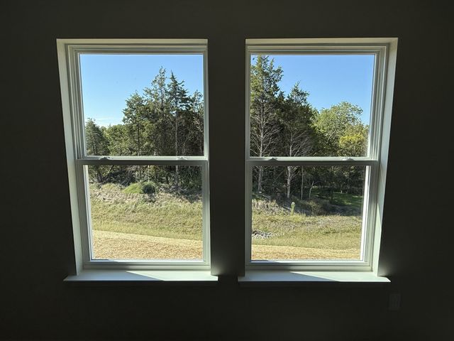 131 Dahlia Dr, La Vergne, TN 37086