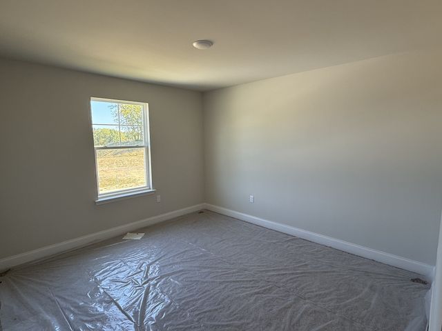 131 Dahlia Dr, La Vergne, TN 37086