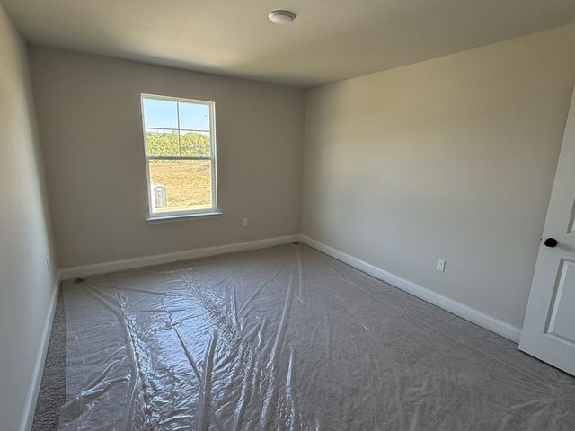 131 Dahlia Dr, La Vergne, TN 37086