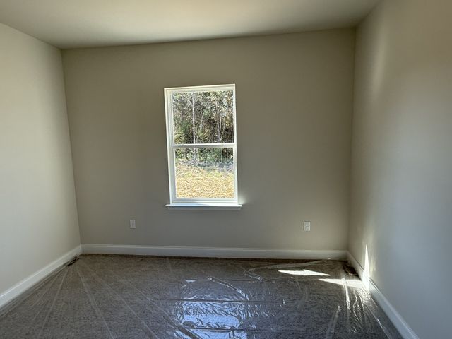 131 Dahlia Dr, La Vergne, TN 37086