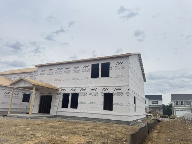 131 Dahlia Dr, La Vergne, TN 37086