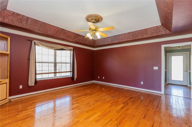 11 Bardon Lane, Bella Vista, AR 72714