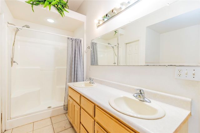 11 Bardon Lane, Bella Vista, AR 72714