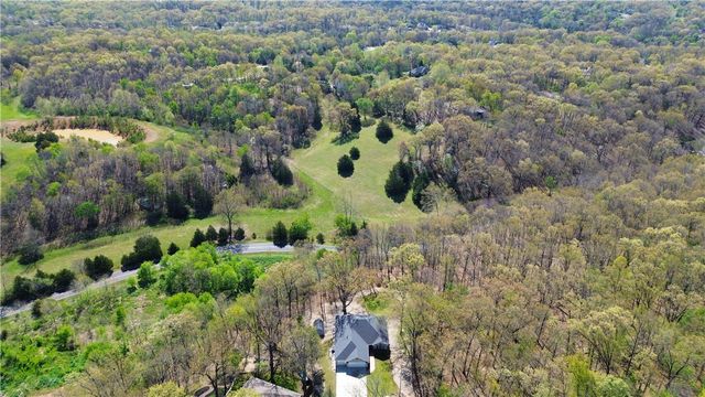 11 Bardon Lane, Bella Vista, AR 72714