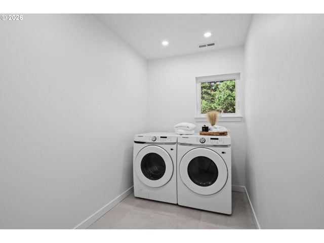 10980 Se Stanley Ave, Milwaukie, OR 97222