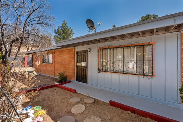 1211 N David Drive, Nogales, AZ 85621