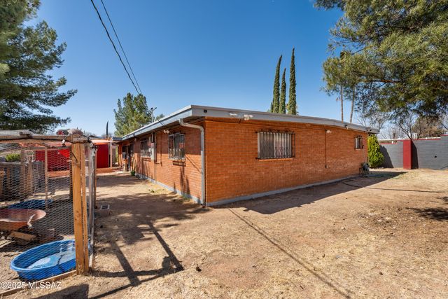 1211 N David Drive, Nogales, AZ 85621