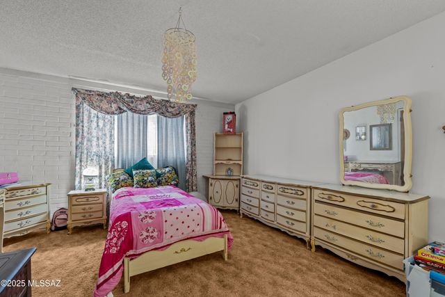 1211 N David Drive, Nogales, AZ 85621