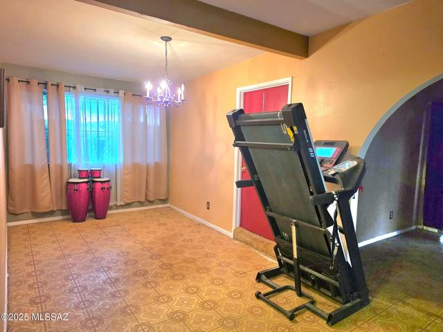 1211 N David Drive, Nogales, AZ 85621