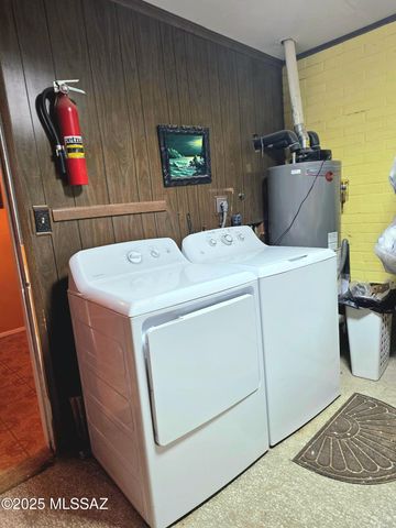 1211 N David Drive, Nogales, AZ 85621