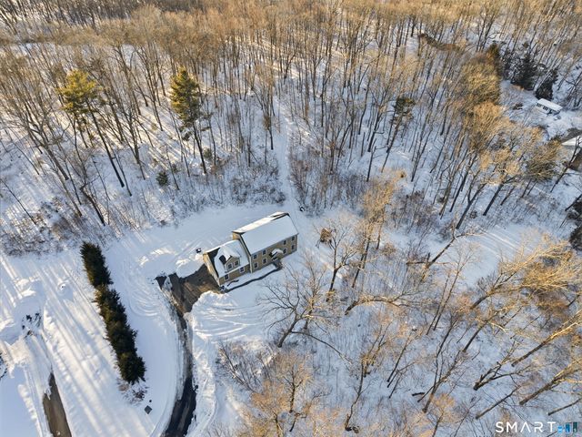 330 New London Road, Colchester, CT 06415