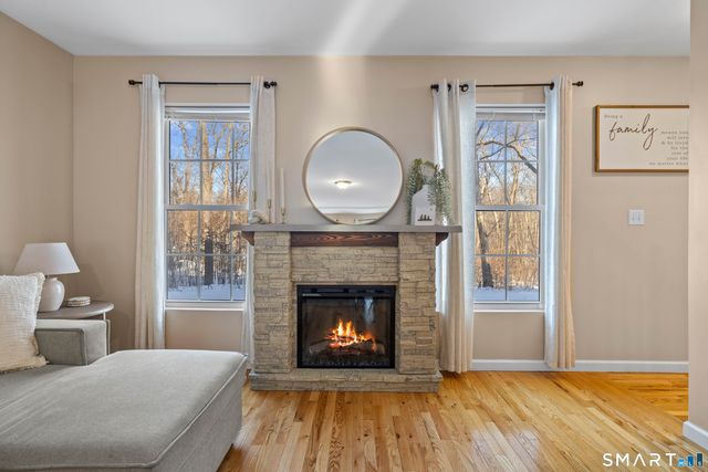 330 New London Road, Colchester, CT 06415