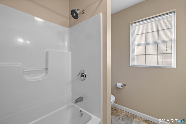 330 New London Road, Colchester, CT 06415