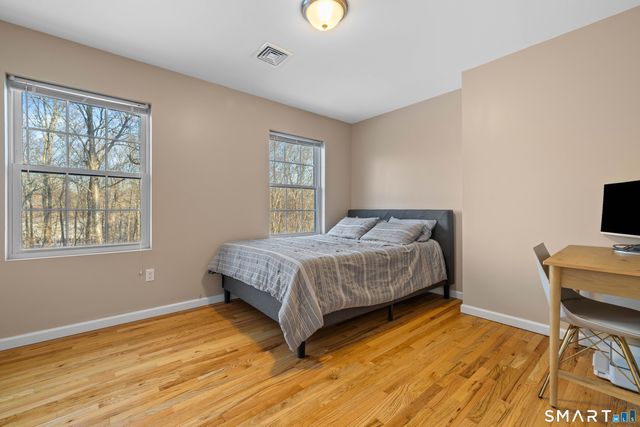 330 New London Road, Colchester, CT 06415