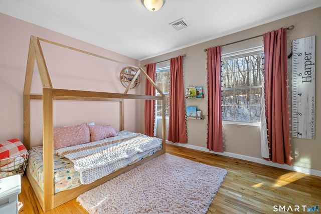 330 New London Road, Colchester, CT 06415