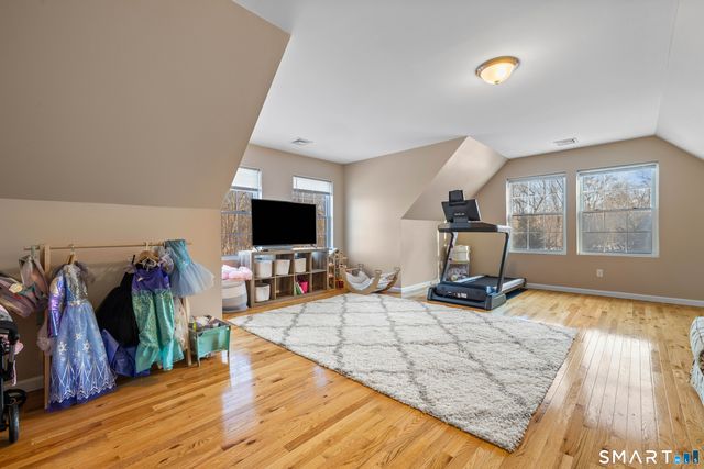 330 New London Road, Colchester, CT 06415