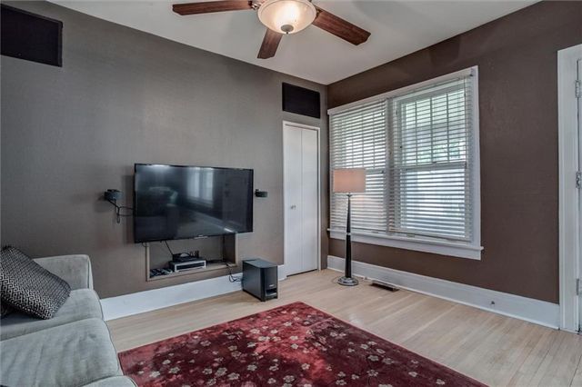 1424 S 37th Street, Kansas City, KS 66106