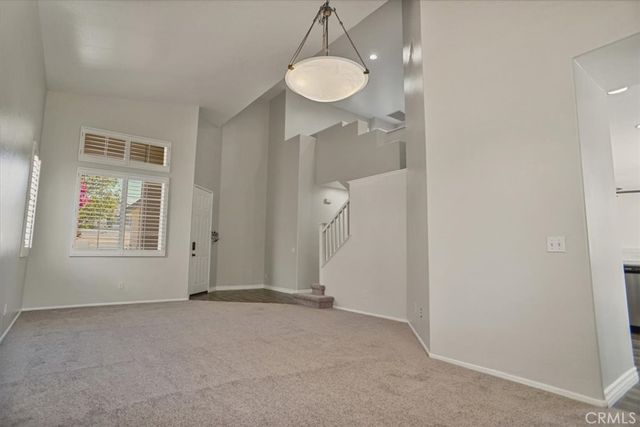 30415 Terracina, Castaic, CA 91384