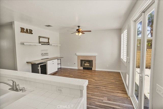 30415 Terracina, Castaic, CA 91384