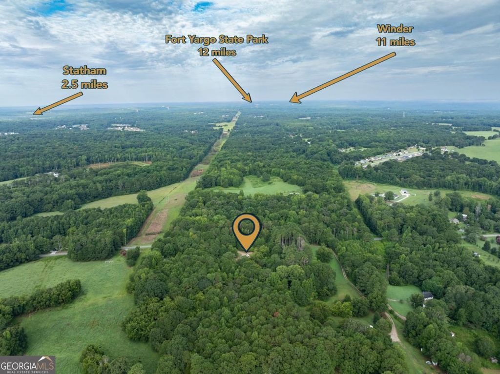 208 Arnold Road SE, Statham, GA 30666 — photo 5