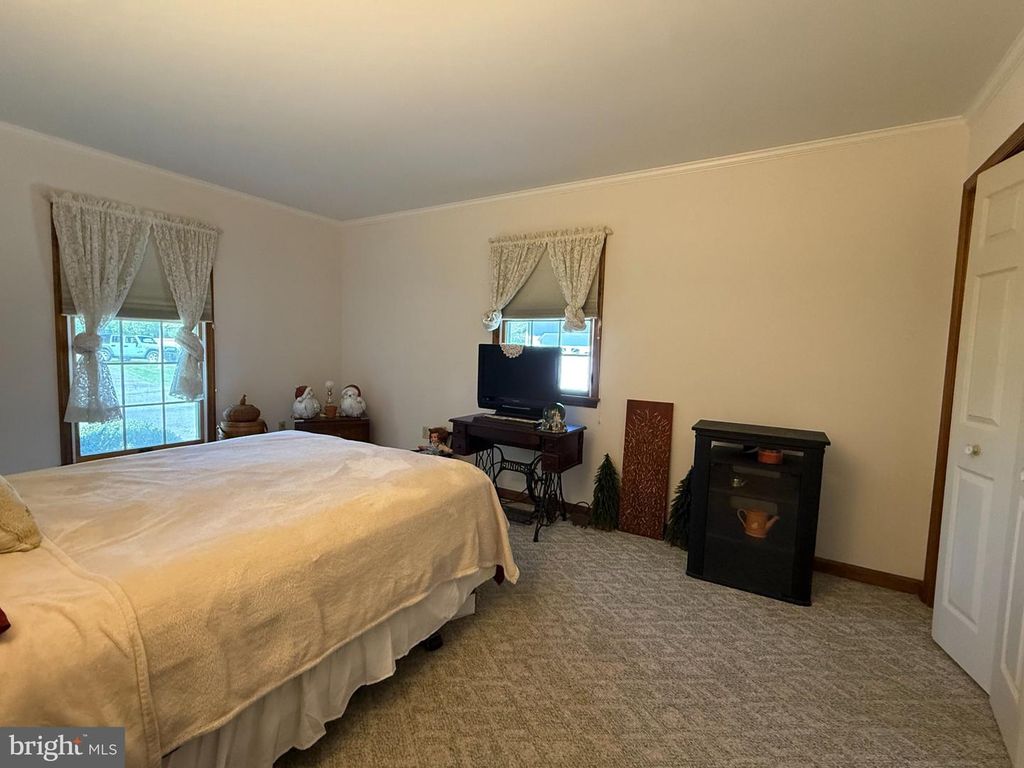 Image 15 of property listing at 22889 HOG CREEK RD, Preston, MD 21655