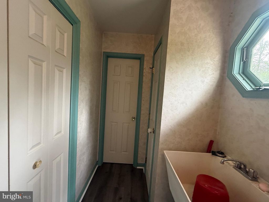 Image 22 of property listing at 22889 HOG CREEK RD, Preston, MD 21655