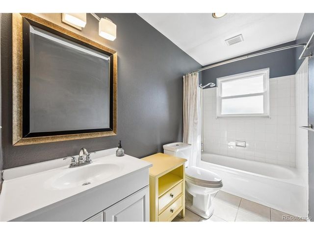 1808 Cedar St, Broomfield, CO 80020