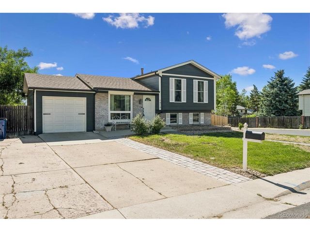 1808 Cedar St, Broomfield, CO 80020