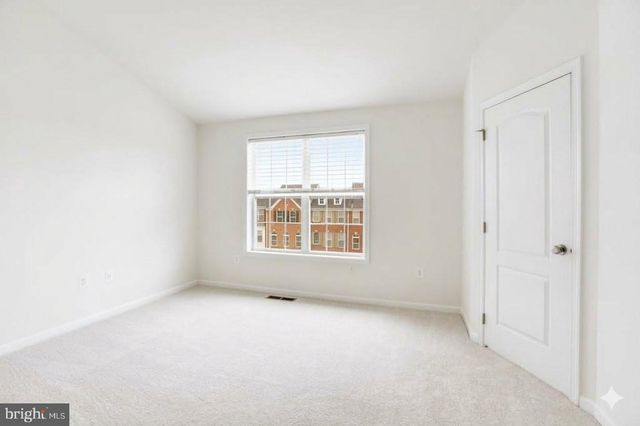 43140 WHELPLEHILL TER, Ashburn, VA 20148