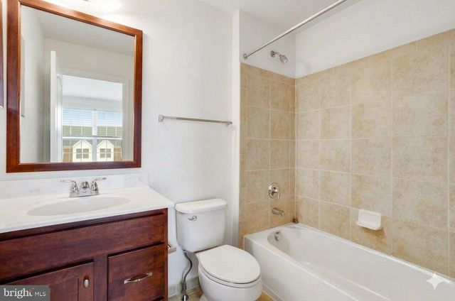 43140 WHELPLEHILL TER, Ashburn, VA 20148