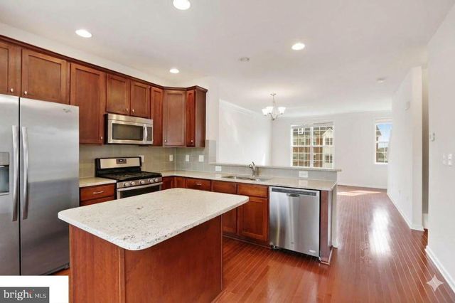 43140 WHELPLEHILL TER, Ashburn, VA 20148