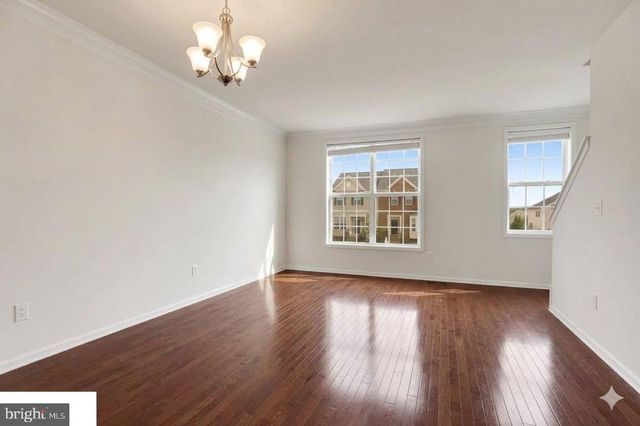 43140 WHELPLEHILL TER, Ashburn, VA 20148