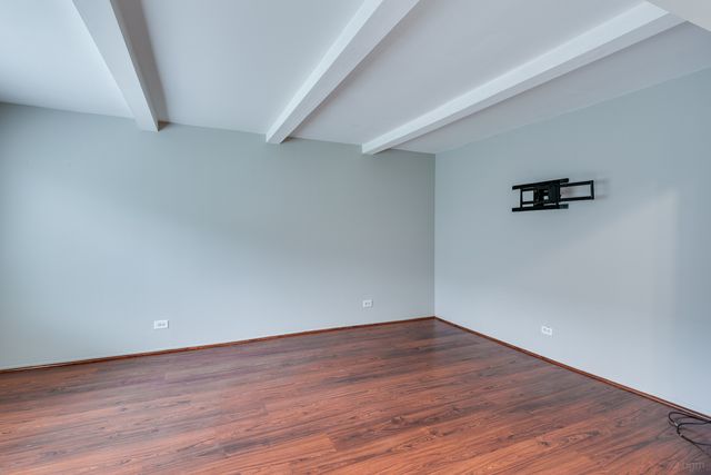 18W269 Kirkland Lane, Villa Park, IL 60181