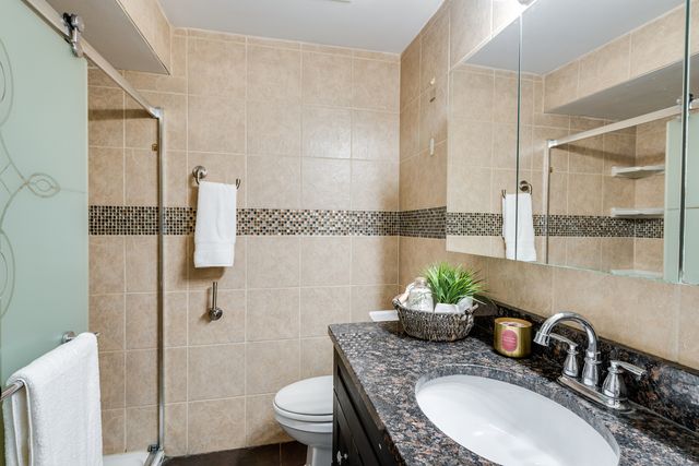 18W269 Kirkland Lane, Villa Park, IL 60181