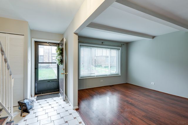 18W269 Kirkland Lane, Villa Park, IL 60181