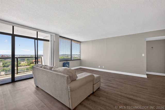 450 W 7th Street 1306, Tulsa, OK 74119