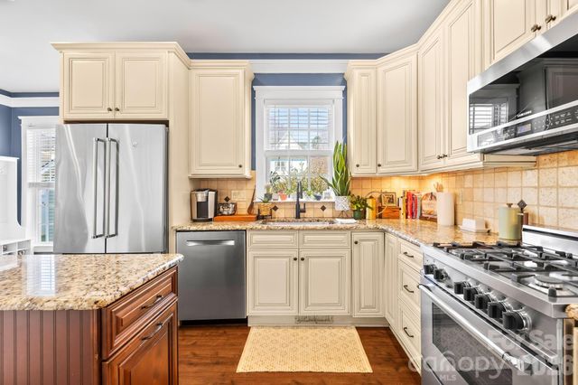 159 Water Oak Drive, Mooresville, NC 28117