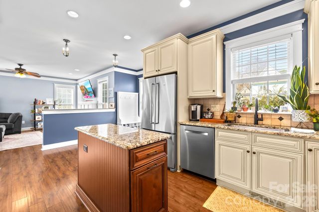 159 Water Oak Drive, Mooresville, NC 28117