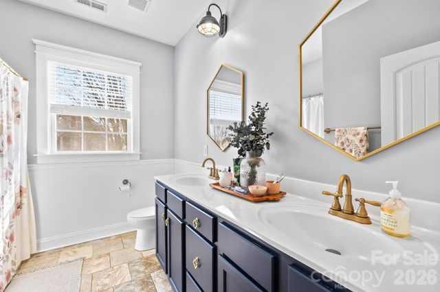 159 Water Oak Drive, Mooresville, NC 28117