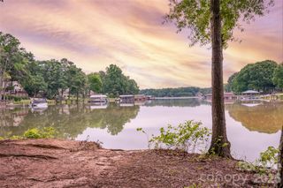 159 Water Oak Drive, Mooresville, NC 28117