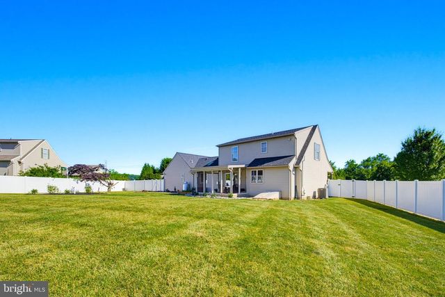 17 NATURES WAY, Quarryville, PA 17566